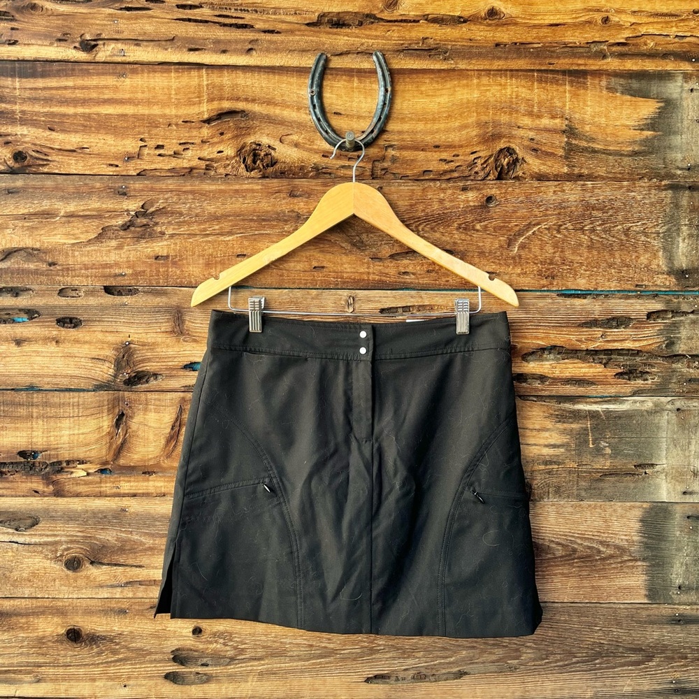 IZOD | NWT Black Golf Skirt 6